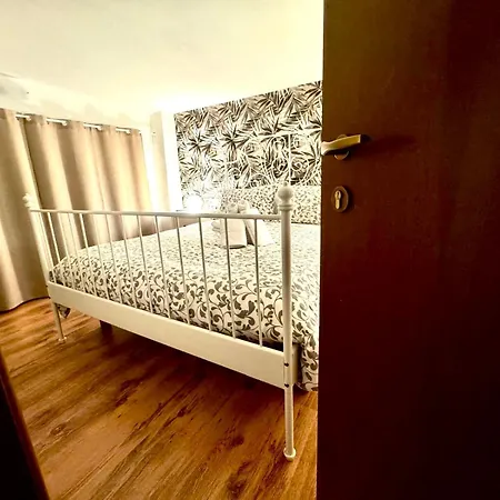 Machiavelli House * רומא